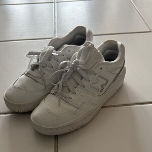 New Balance (550) White Sneakers with Logo Detail